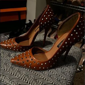 Very sexy studded heels!